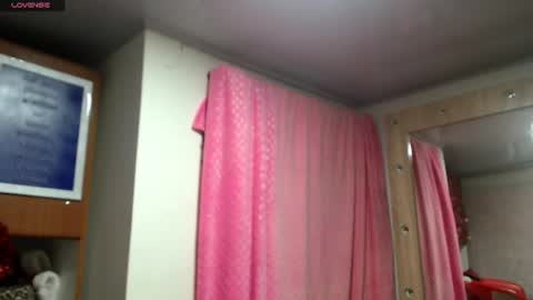 Snapshot of bekkasquirt chatting on 03-09-25, 12:10 bekkasquirt online show from 03-09-25, 12:10