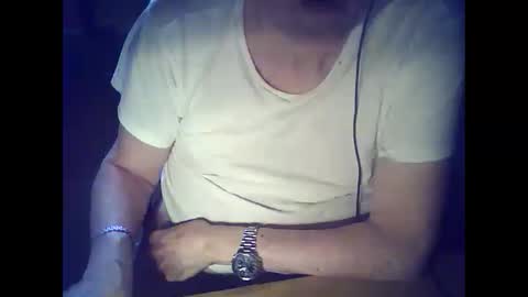 bekklove1 online show from 04-19-26, 11:09