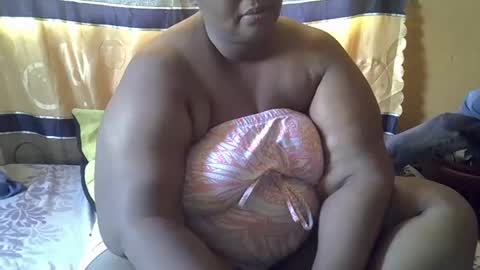 Snapshot of bekky_darling chatting on 03-05-25, 08:54 bekky_darling online show from 03-05-25, 08:54