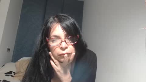 Snapshot of bela48 chatting on 12-15-24, 11:55 bela48 online show from 12-15-24, 11:55