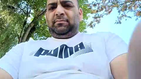 kevin and Bella online show from 09-21-25, 10:39