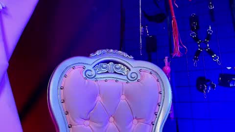 bela_sophie_ online show from 11-06-25, 08:15