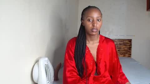 Snapshot of bela_violet chatting on 11-19-25, 07:41 bela_violet online show from 11-19-25, 07:41