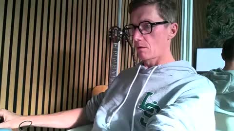 SexFriendFrance online show from 11-04-25, 12:48