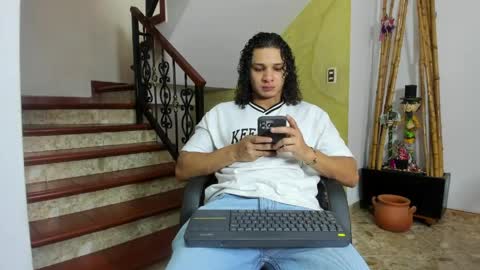 independent model online show from 05-31-26, 08:10