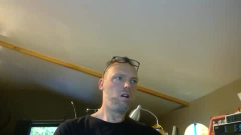 Snapshot of belgianordenary chatting on 11-13-25, 07:40 belgianordenary online show from 11-13-25, 07:40