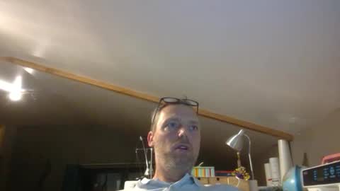 Snapshot of belgianordenary chatting on 12-22-25, 04:26 belgianordenary online show from 12-22-25, 04:26