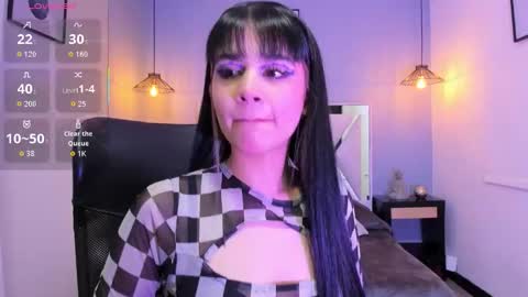 Snapshot of bell_marinny chatting on 12-16-25, 02:38 Bell online show from 12-16-25, 02:38