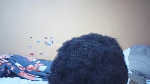 Bella online show from 11-30-25, 02:37