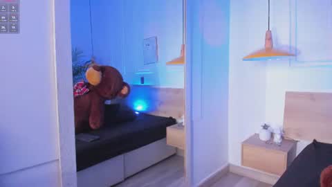 Snapshot of bella__donne chatting on 07-09-26, 11:58 online show from 07-09-26, 11:58
