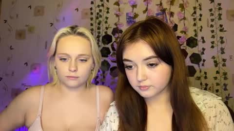 Snapshot of bella_and_alice chatting on 10-01-25, 02:56 bella_and_alice online show from 10-01-25, 02:56