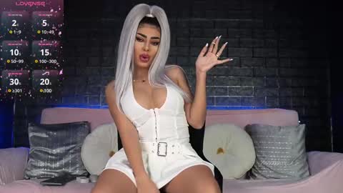 Emma  Bella online show from 02-13-25, 07:52