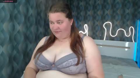Snapshot of bella_blvack chatting on 05-25-26, 05:52 bella_blvack online show from 05-25-26, 05:52