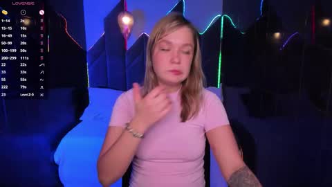 Bella online show from 10-17-25, 05:32