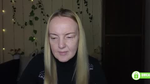 Snapshot of bella_hadatt chatting on 03-01-26, 12:29 Bella online show from 03-01-26, 12:29