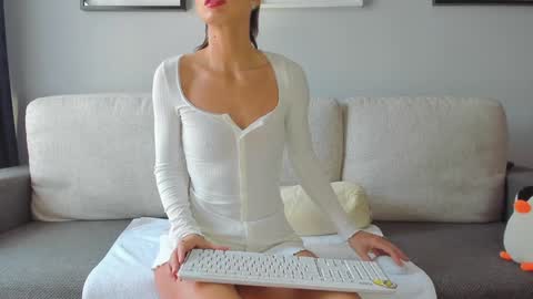 Anna  online show from 02-08-25, 08:42