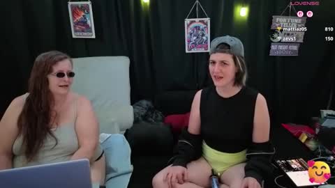 Bella James online show from 11-12-25, 04:40