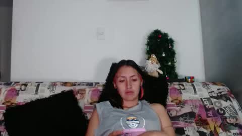 Snapshot of bella_marlowe chatting on 12-11-24, 06:04 Bella Marlowe online show from 12-11-24, 06:04