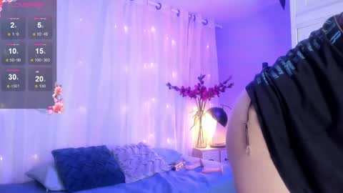 Snapshot of bella_milff chatting on 05-08-26, 08:03 bella_milff online show from 05-08-26, 08:03