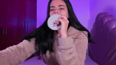 Valeria Model Independent online show from 11-22-25, 04:33