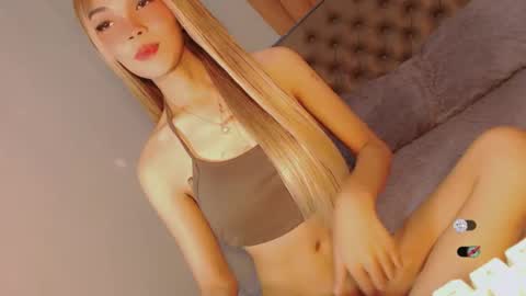 Snapshot of bella_tara chatting on 02-11-26, 04:28 Bella online show from 02-11-26, 04:28