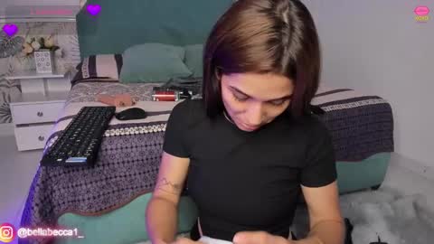 Snapshot of bellaa_becca chatting on 03-03-25, 06:44 Bella Becca online show from 03-03-25, 06:44