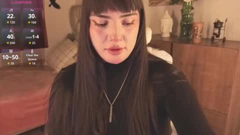 Bella  online show from 12-18-25, 11:38