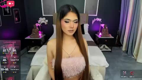 Snapshot of bellabrown_19xxx chatting on 06-19-26, 03:44 Bella online show from 06-19-26, 03:44