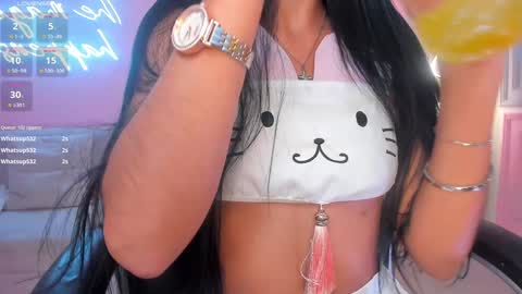 Snapshot of bellacarteer_ chatting on 02-08-25, 10:07 Bella C online show from 02-08-25, 10:07