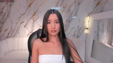 Snapshot of bellacarteer_ chatting on 04-26-26, 11:13 Bella C online show from 04-26-26, 11:13