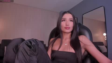 Snapshot of bellacarteer_ chatting on 05-16-26, 07:45 Bella C online show from 05-16-26, 07:45