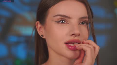 Bella I took a vacation and Ill be back on December 18th So dont lose me To keep in touch I have a TG -  you can find below online show from 11-19-25, 07:52