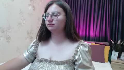 Snapshot of bellacohen chatting on 07-07-26, 05:10 Anna online show from 07-07-26, 05:10