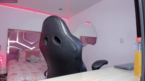 TELL ME GODDESS NEXT Transmission 01122024 9PM TO 4AMColombian hour THANKS Follow me online show from 01-21-25, 02:11