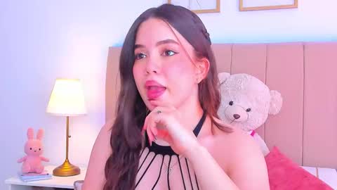 Snapshot of bellafontana chatting on 03-10-26, 05:51 BellaFontana online show from 03-10-26, 05:51