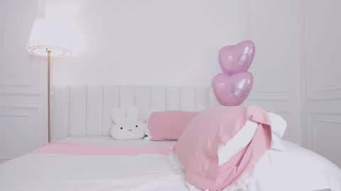 Bella online show from 02-22-26, 02:13