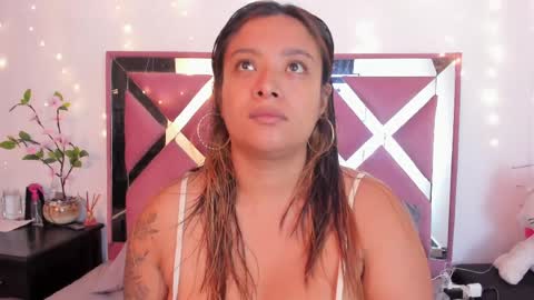 Snapshot of bellalumi chatting on 06-02-26, 04:36 bellalumi online show from 06-02-26, 04:36