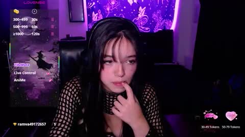 Bella Monteluna online show from 12-14-25, 10:14