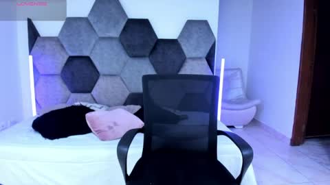 Snapshot of bellanixs chatting on 05-08-26, 11:48 Bella Nix big tits online show from 05-08-26, 11:48