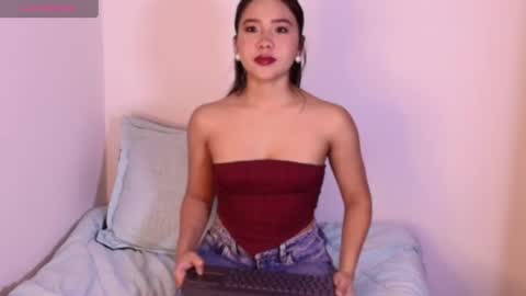 Snapshot of bellaroch chatting on 07-06-26, 08:55 Bella online show from 07-06-26, 08:55