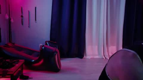 Bellaskeykeeper online show from 03-25-26, 11:05