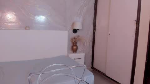 Bella online show from 10-05-25, 12:25