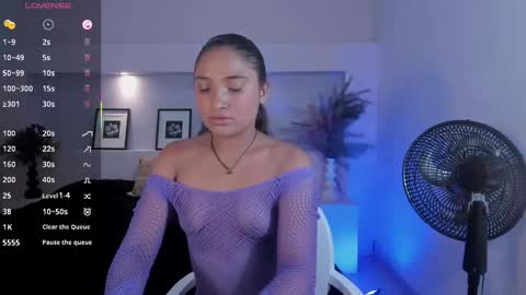 Bella online show from 10-25-25, 07:19