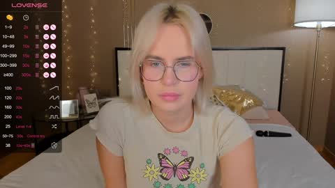 Snapshot of bellatip chatting on 01-30-25, 01:11 Bella online show from 01-30-25, 01:11