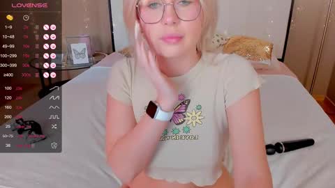 Snapshot of bellatip chatting on 02-20-25, 04:07 Bella online show from 02-20-25, 04:07