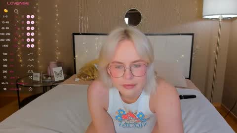 Snapshot of bellatip chatting on 11-03-25, 12:46 Bella online show from 11-03-25, 12:46