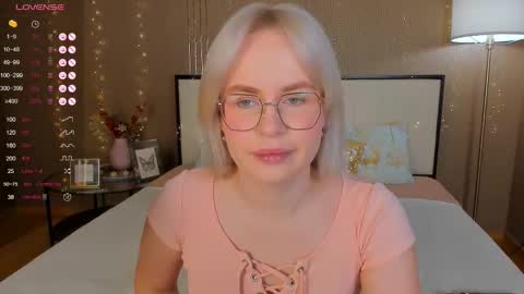 Snapshot of bellatip chatting on 12-01-25, 12:48 Bella online show from 12-01-25, 12:48