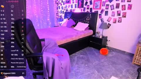 Snapshot of bellatorne chatting on 03-07-25, 02:23 Bella online show from 03-07-25, 02:23