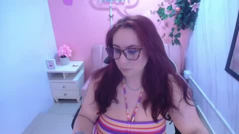 Snapshot of bellatrix_ch chatting on 06-20-26, 12:52 Bella online show from 06-20-26, 12:52
