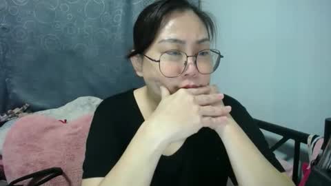 Bella online show from 02-15-26, 02:36